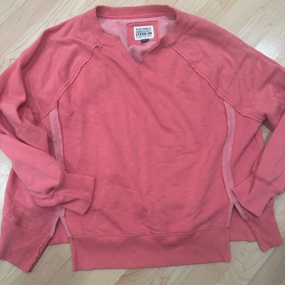 American Eagle Outfitters Tops - American Eagle Outfitters Warm Sweatshirt